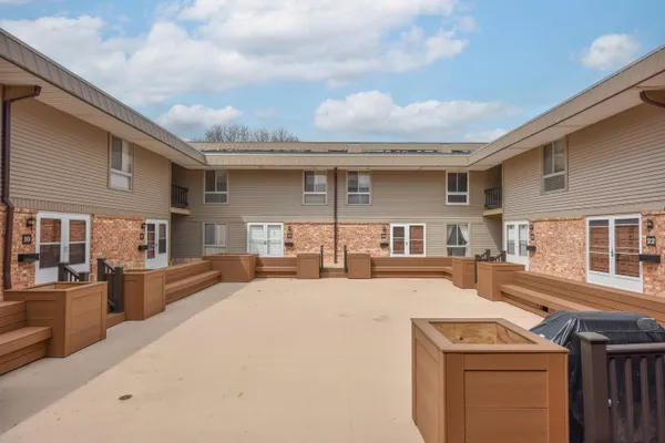 $137,900 | 11937 West Appleton Avenue, Unit 13, Milwaukee, WI 53224