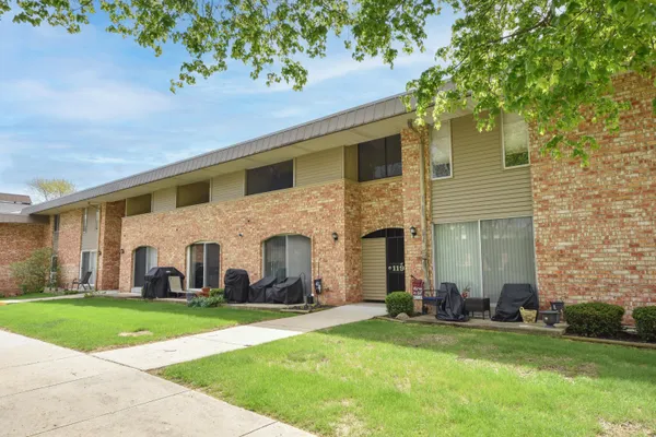 $137,900 | 11937 West Appleton Avenue, Unit 13, Milwaukee, WI 53224