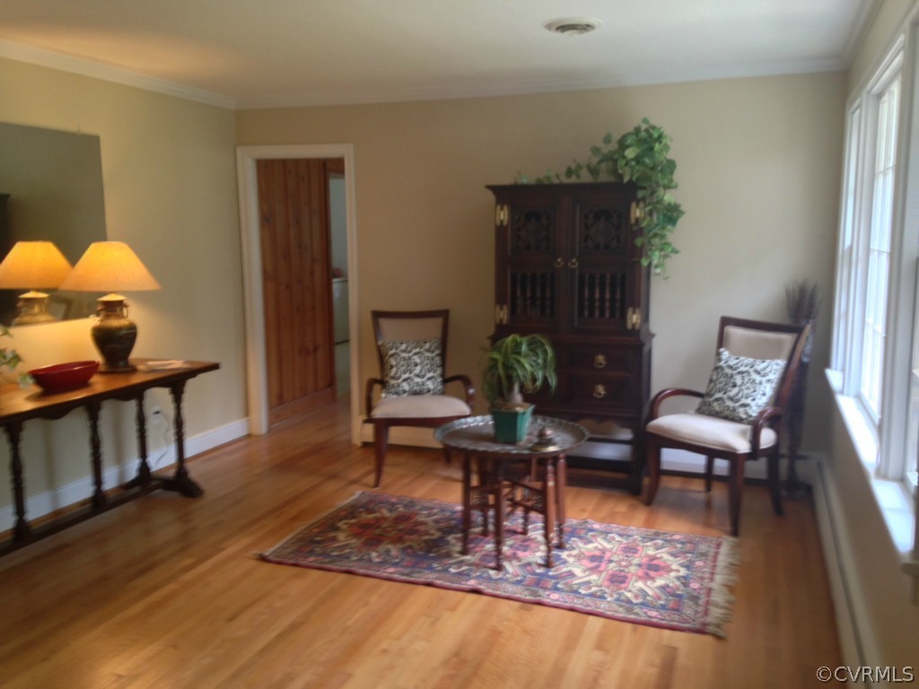 9302 Ledbury Road Henrico, VA 23229 - Photo 2 of 16 Gallery Image 2