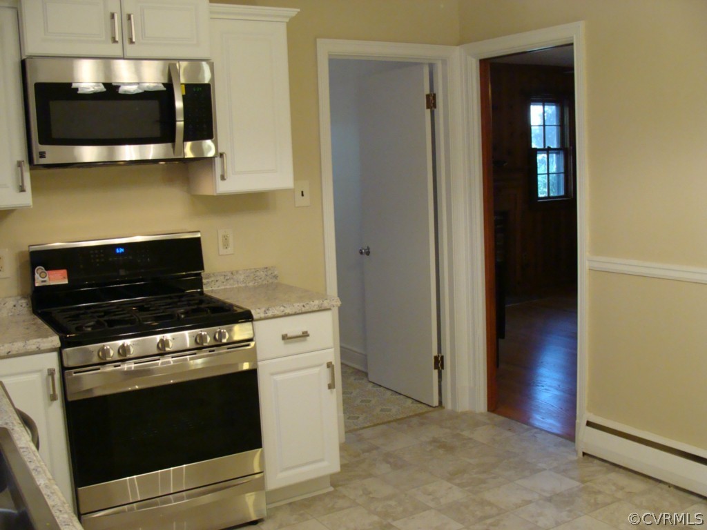9302 Ledbury Road Henrico, VA 23229 - Photo 6 of 16 Gallery Image 6