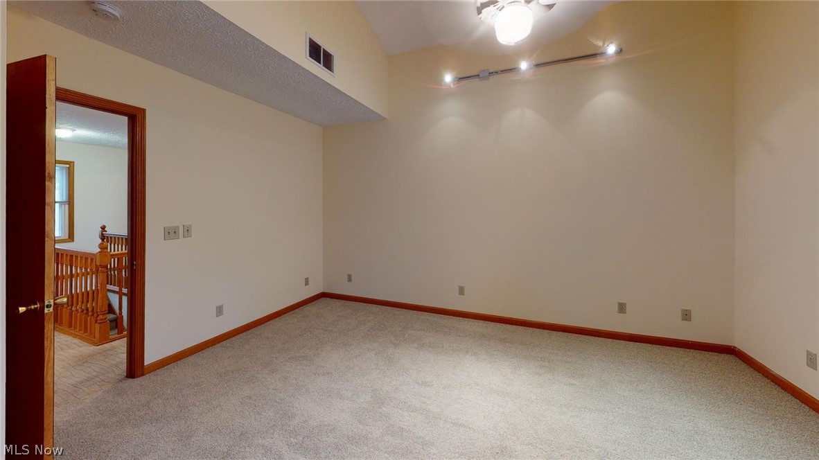 2316 Rockefeller Road Wickliffe, OH 44092 - Photo 12 of 18 Gallery Image 12