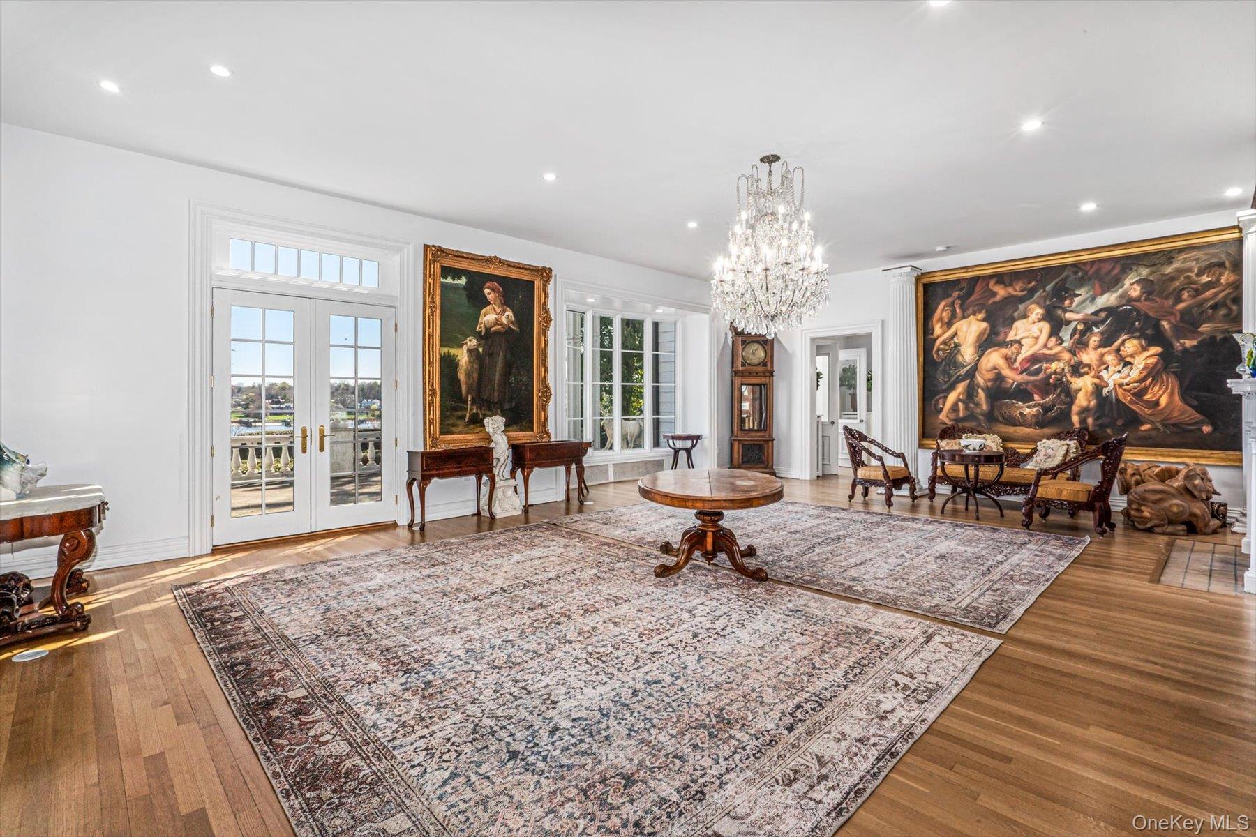 365 East Shore Road Kings Point, NY 11023 - Photo 15 of 44