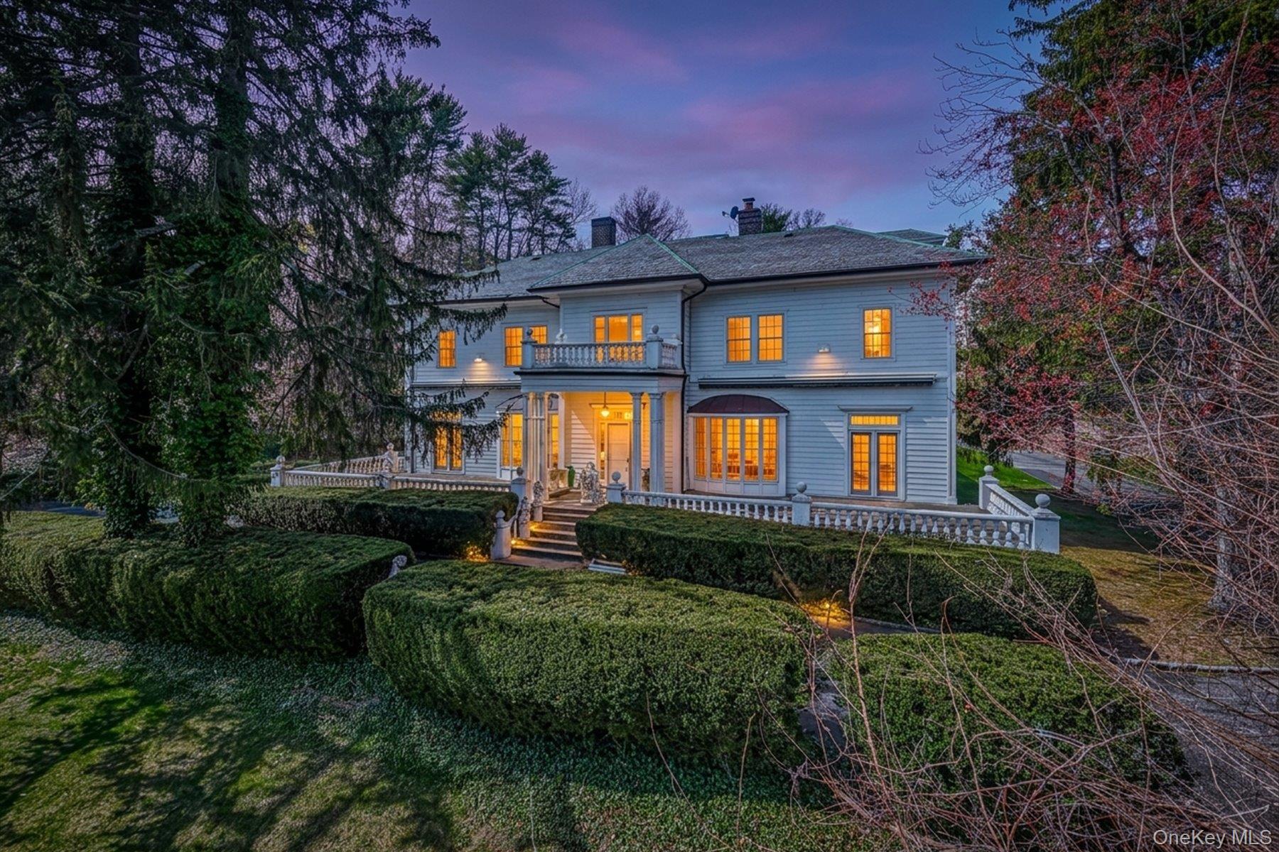 365 East Shore Road Kings Point, NY 11023 - Photo 2 of 44