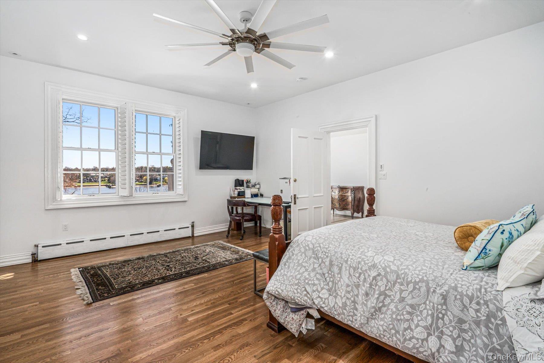 365 East Shore Road Kings Point, NY 11023 - Photo 34 of 44