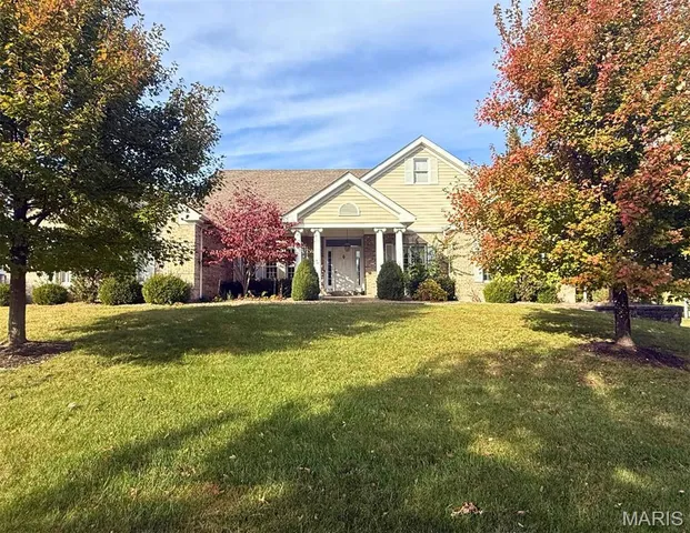 $605,000 | 74 West Meath Ring, Weldon Spring, MO 63304