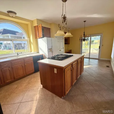 $605,000 | 74 West Meath Ring, Weldon Spring, MO 63304