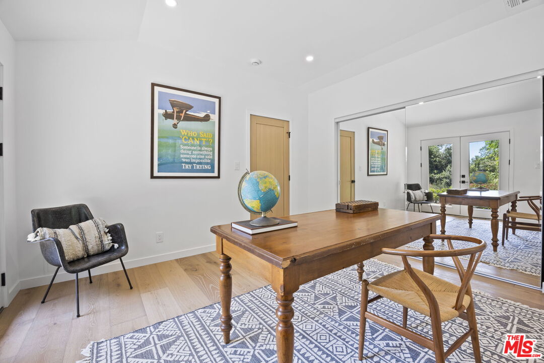 1131 Rancho Drive Ojai, CA 93023 - Photo 29 of 58 a workspace with furniture and window