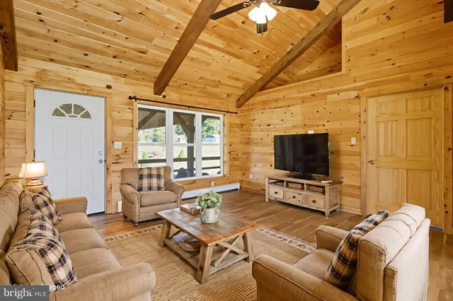 $899,900 | 107 Linkin Park Drive, Spring Mills, PA 16875