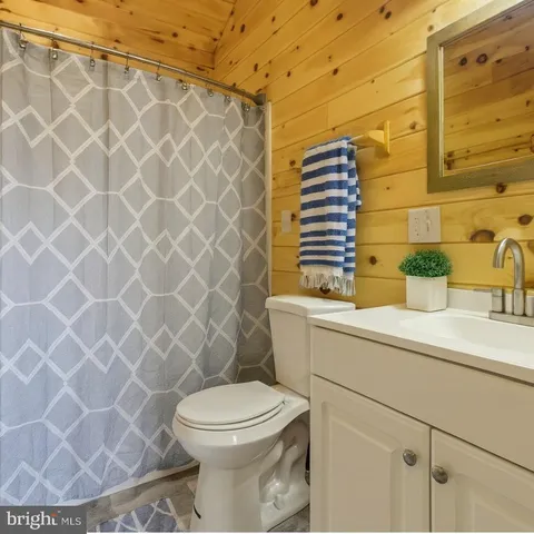 $899,900 | 107 Linkin Park Drive, Spring Mills, PA 16875