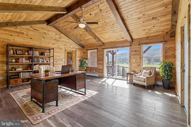 $899,900 | 107 Linkin Park Drive, Spring Mills, PA 16875