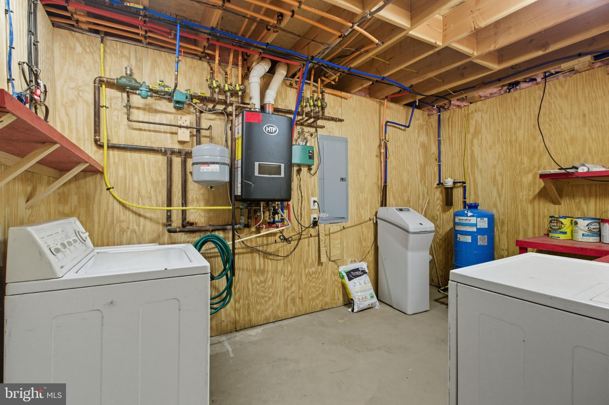 107 Linkin Park Drive Spring Mills, PA 16875 - Photo 58 of 66 a utility room with dryer and washer