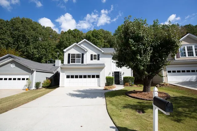 $2,075 | 3525 Park Bluff Lane Northwest, Duluth, GA 30096