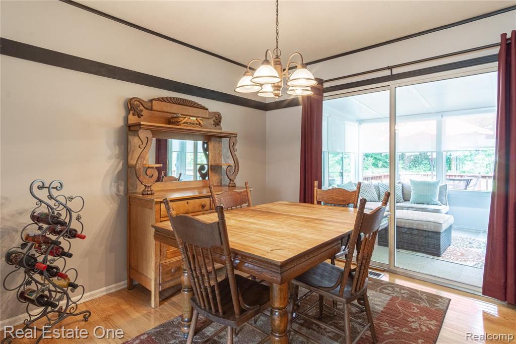 24379 Surfside Road Novi, MI 48374 - Photo 15 of 40