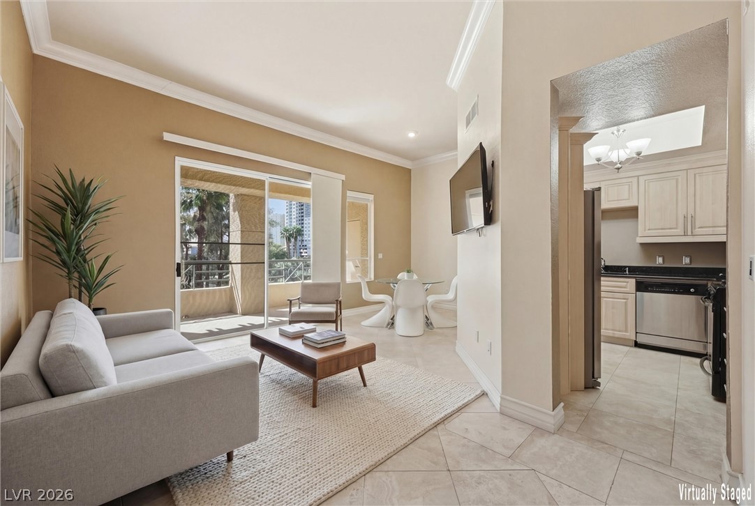 260 East Flamingo Road, Unit 308 Las Vegas, NV 89169 - Photo 11 of 32 Virtually Staged