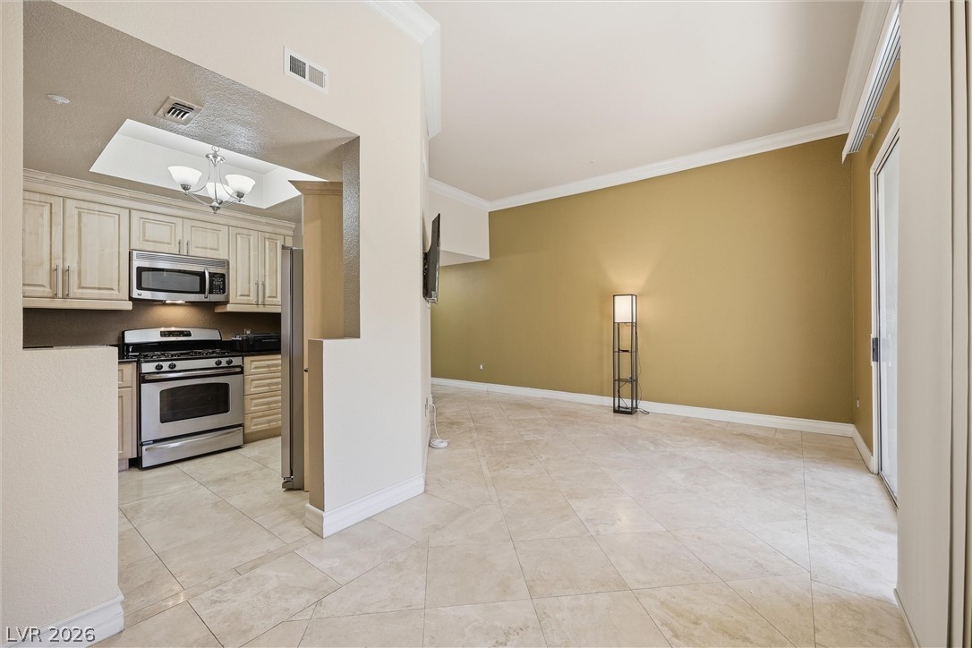 260 East Flamingo Road, Unit 308 Las Vegas, NV 89169 - Photo 10 of 32