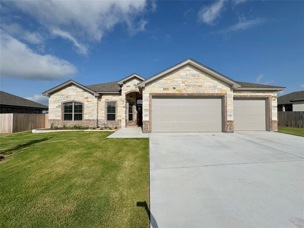 132 Lasso Loop Lorena, TX 76655 - Photo 2 of 25