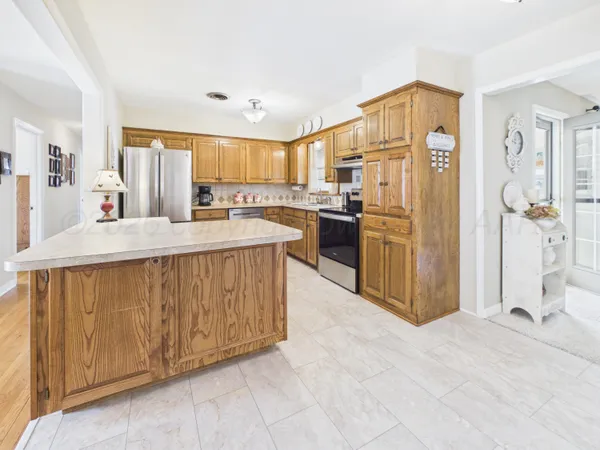 $200,000 | 2201 North Zimmers Street, Pampa, TX 79065