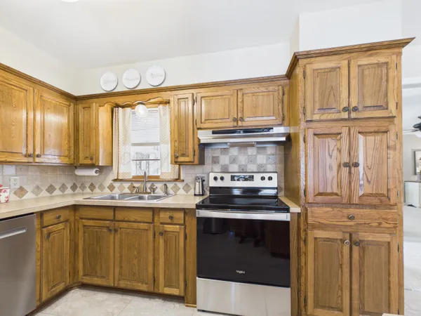 $200,000 | 2201 North Zimmers Street, Pampa, TX 79065