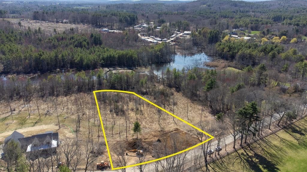51 Locust Street South Hampton, NH 03827 - Photo 3 of 12