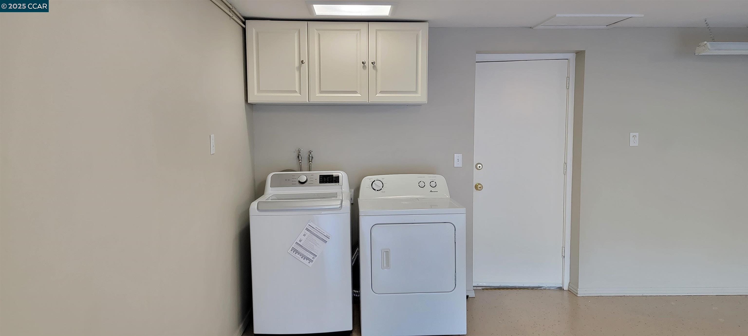 29 Chapel Drive Lafayette, CA 94549 - Photo 13 of 22 a utility room with dryer and washer