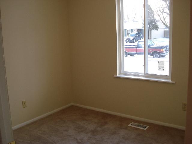 3214 Eastham Street Springfield, OH 45503 - Photo 2 of 10