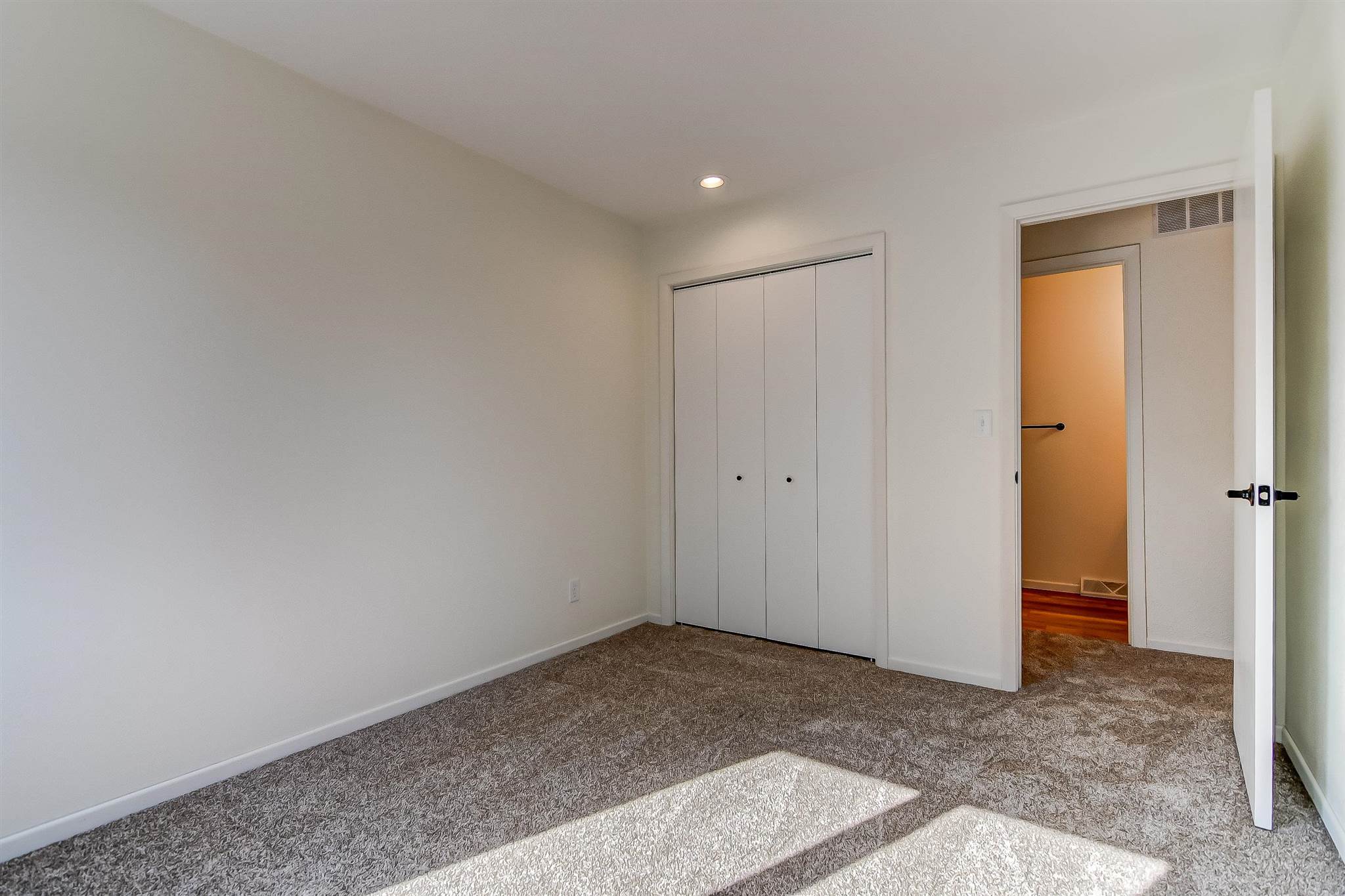 3 Brookside Place Springfield, IL 62704 - Photo 26 of 36 Gallery Image 26
