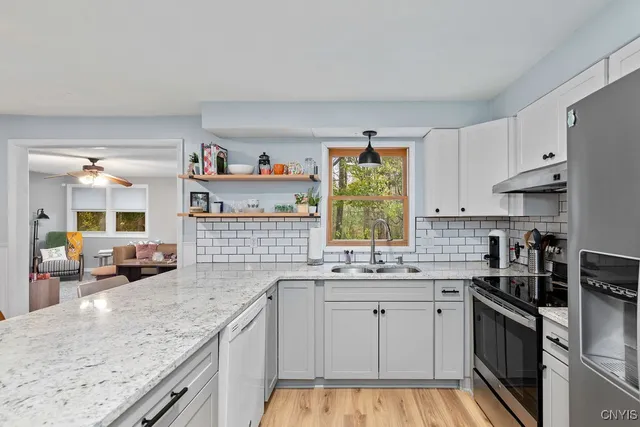 $280,000 | 108 Kennedy Lane, Cicero, NY 13212