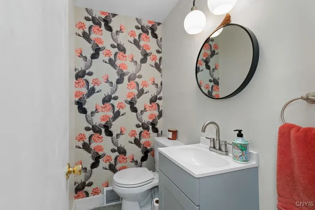 $280,000 | 108 Kennedy Lane, Cicero, NY 13212