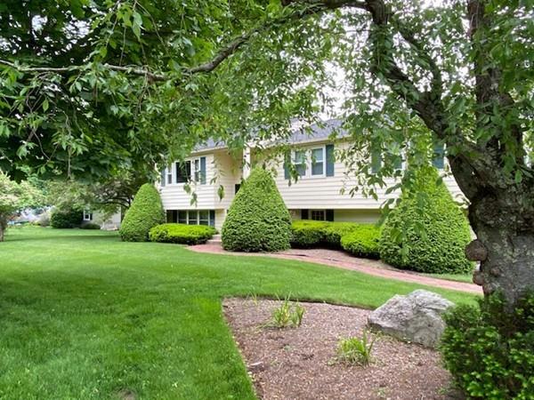 11 Atherton Road Foxboro, MA 02035 - Photo 2 of 35 Gallery Image 2