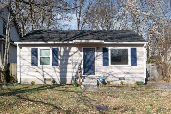 $1,895 | 606 Village Court, Nashville, TN 37206