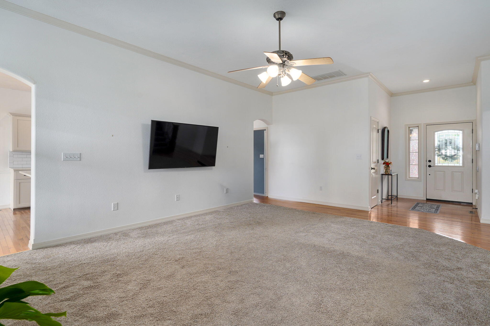 5246 East Hackberry Street Springfield, MO 65809 - Photo 9 of 43 5246 E Hackberry St-9