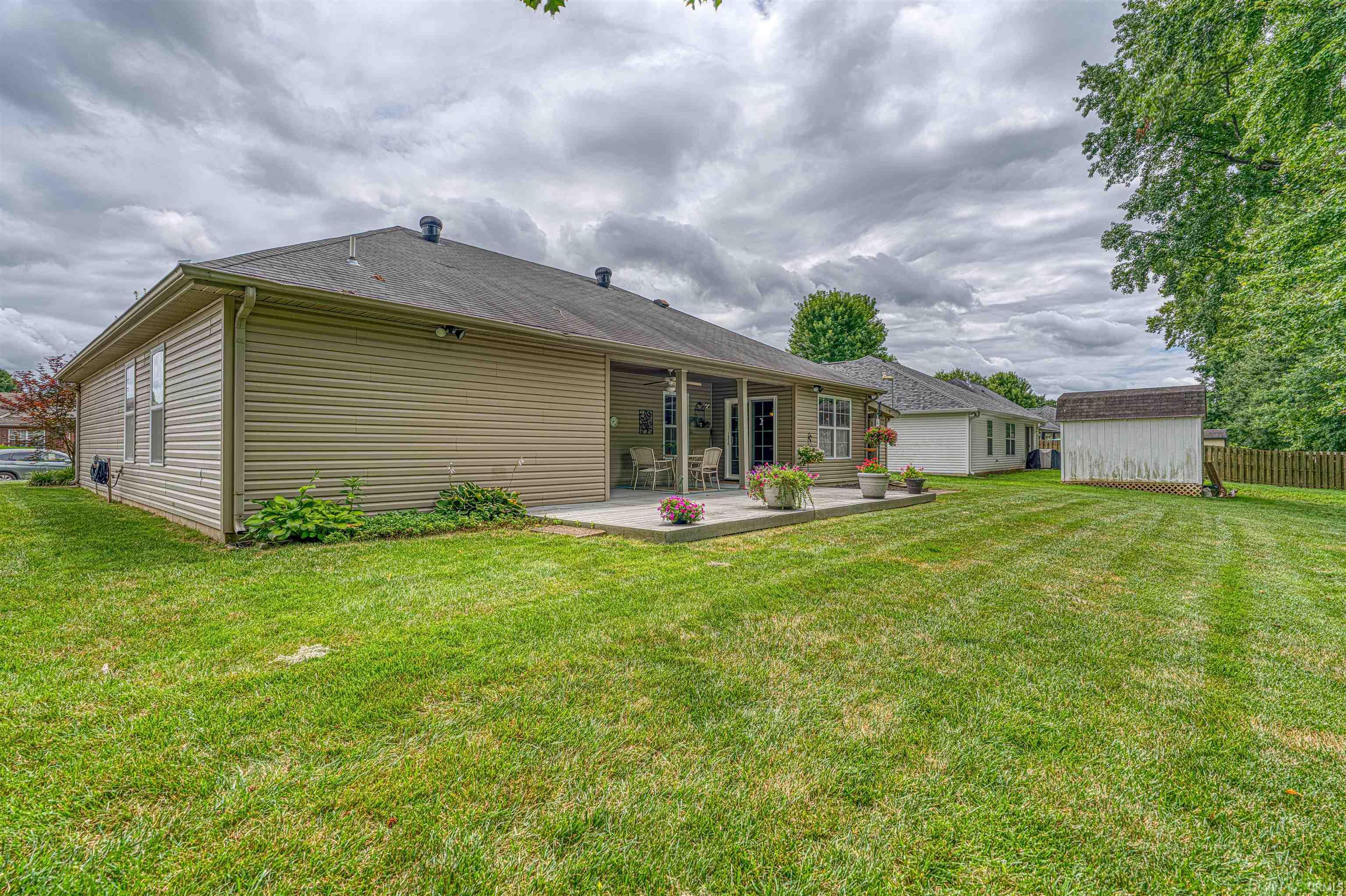 10344 Clippinger Road Evansville, IN 47725 - Photo 37 of 41