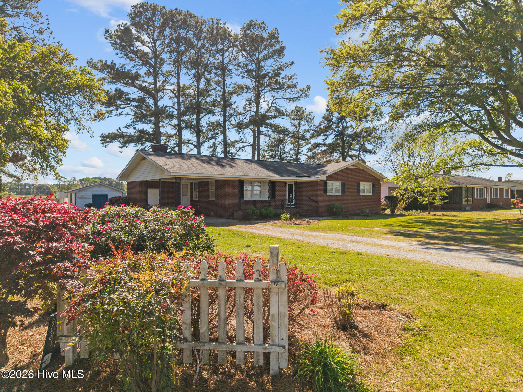 113 Vandiford-Thomas Road Snow Hill, NC 28580 - Photo 6 of 52 6-web-or-mls-DJI_20260410155433_0041_D