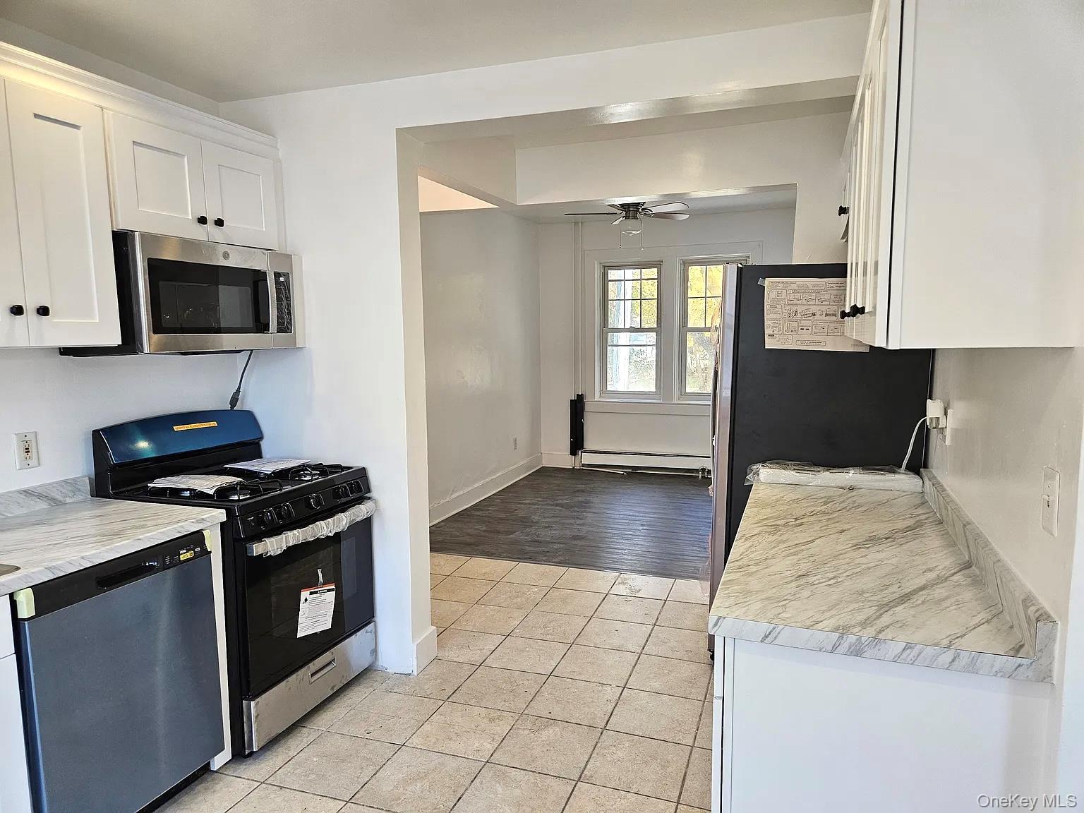 51 Estrada Road Woodbury, NY 10917 - Photo 8 of 22