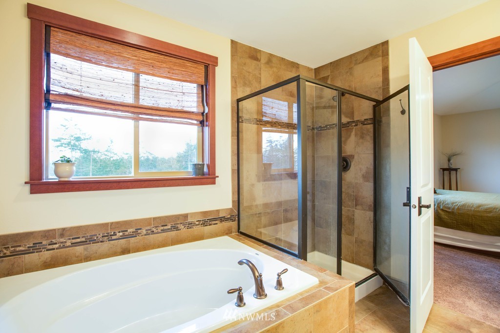 1036 Lyle Ridge Circle Oak Harbor, WA 98277 - Photo 18 of 25 Gallery Image 18