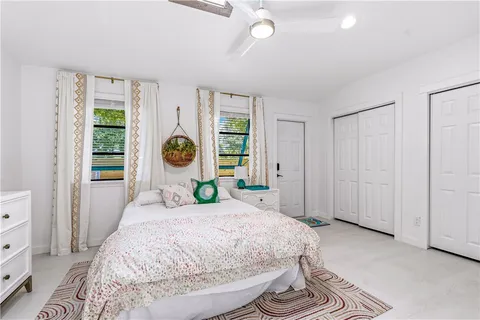 $949,900 | 670 Cypress Road, Vero Beach, FL 32963