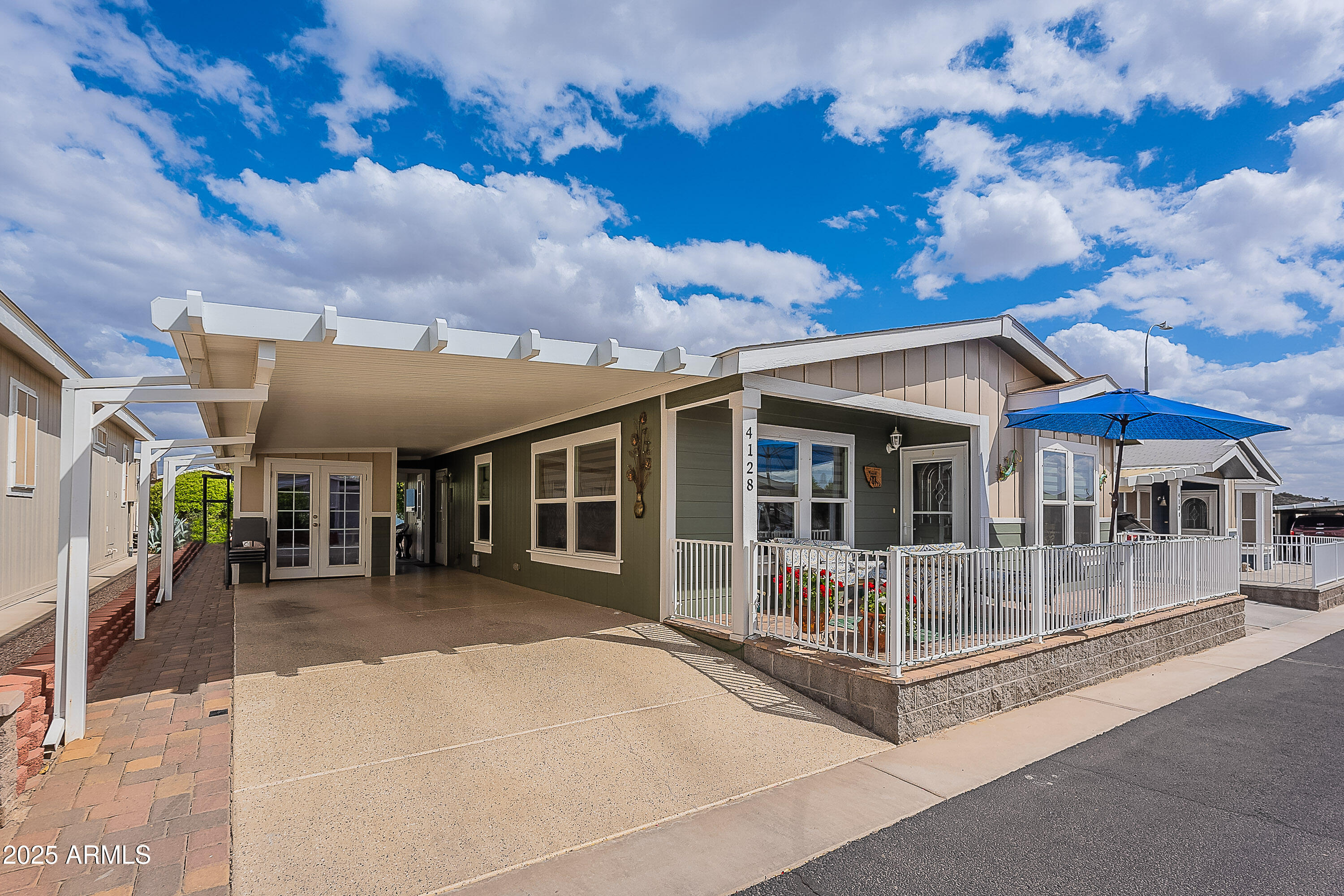 650 North Hawes Road, Unit 4128 Mesa, AZ 85207 - Photo 2 of 61 Pebble Beach Model