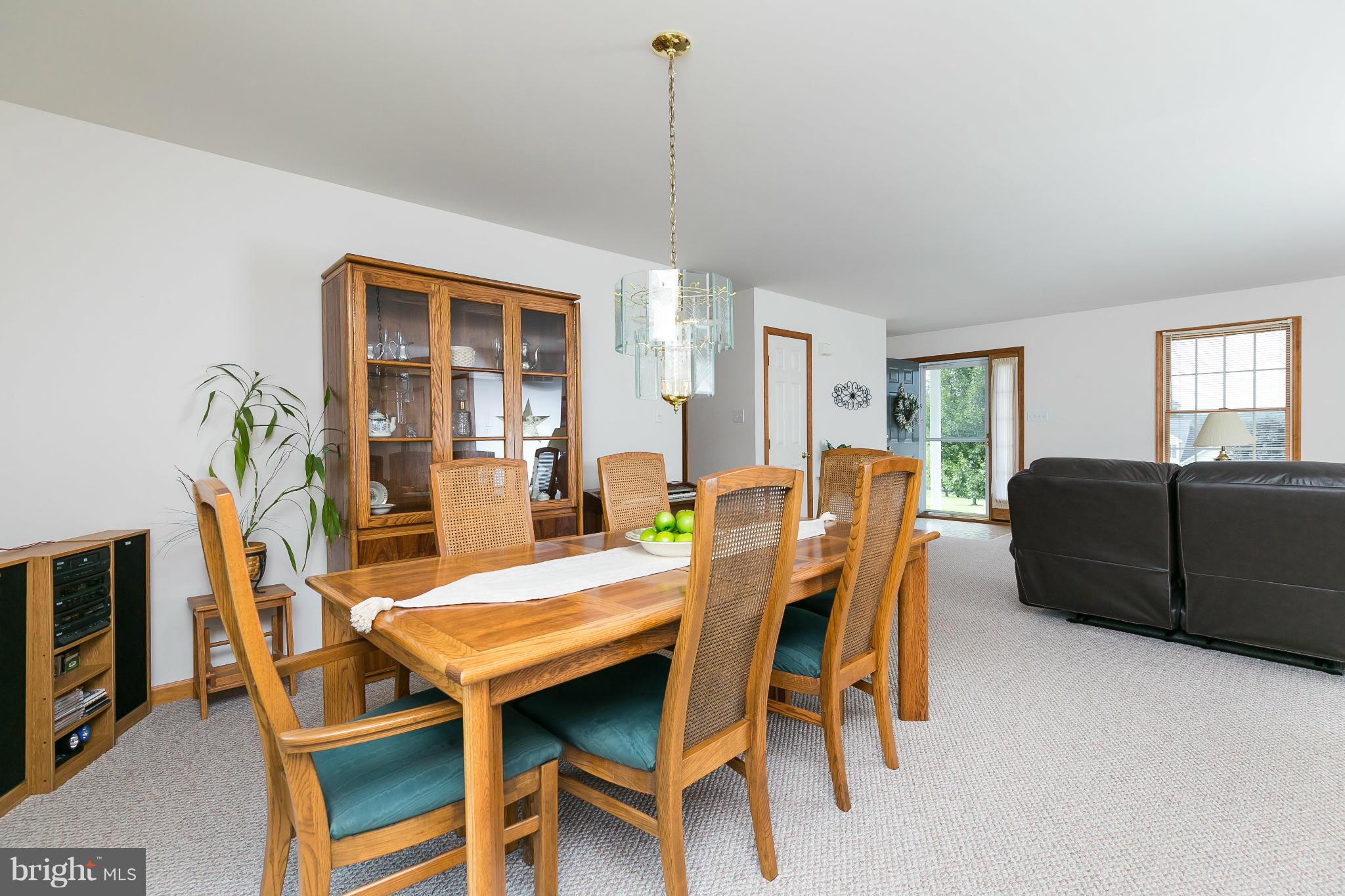 27 Dalmation Court Rising Sun, MD 21911 - Photo 7 of 28 Dining Room