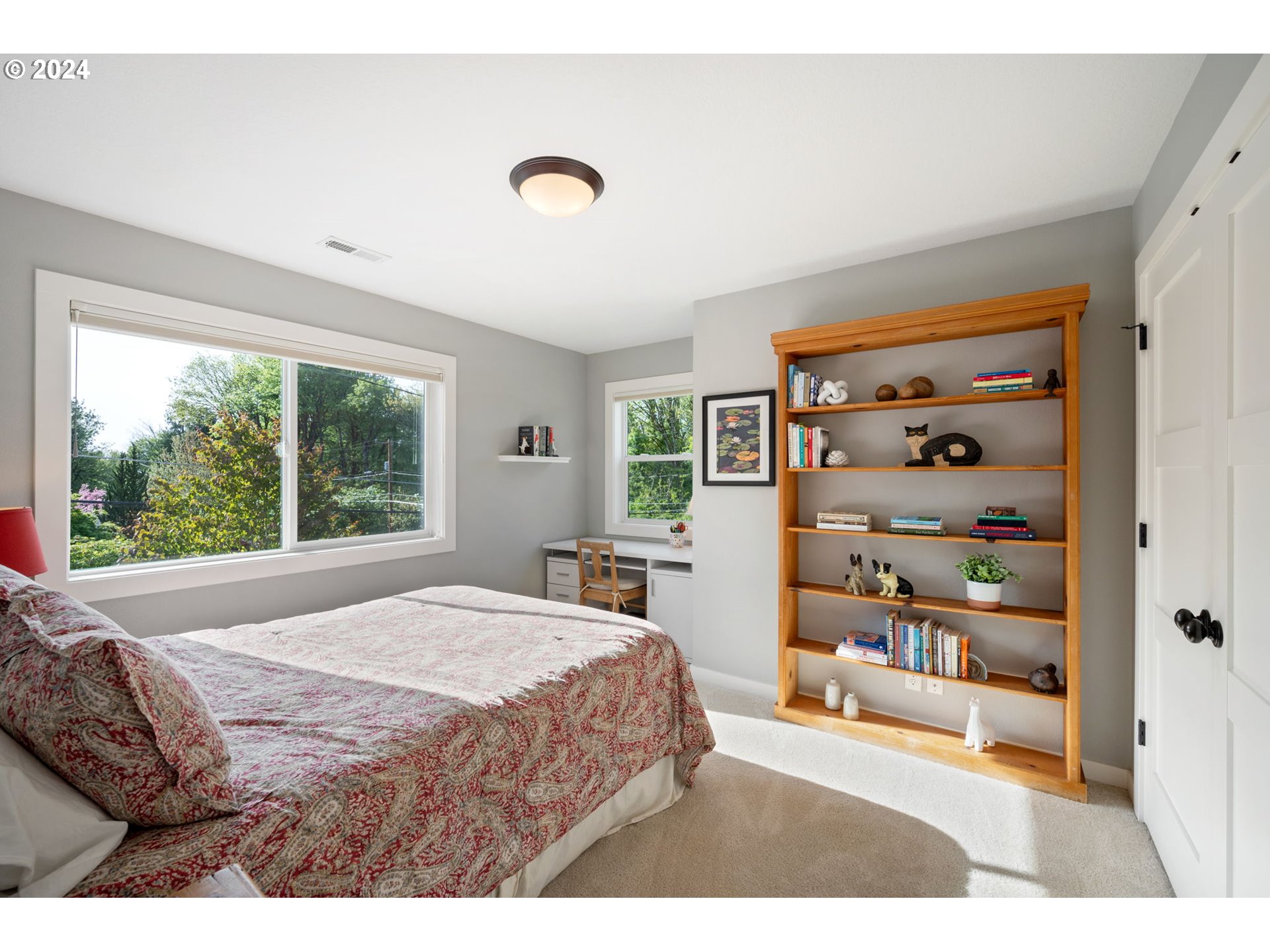 9218 Southwest Brier Place Portland, OR 97219 - Photo 27 of 38 Gallery Image 27