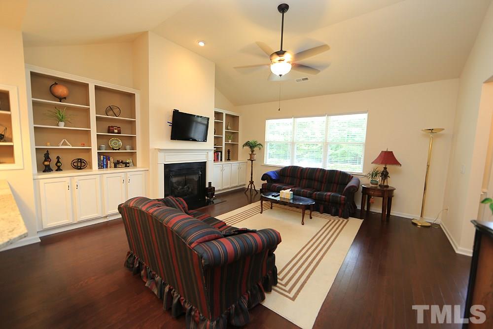 4721 Bright Pebble Court Raleigh, NC 27604 - Photo 5 of 17 Gallery Image 5