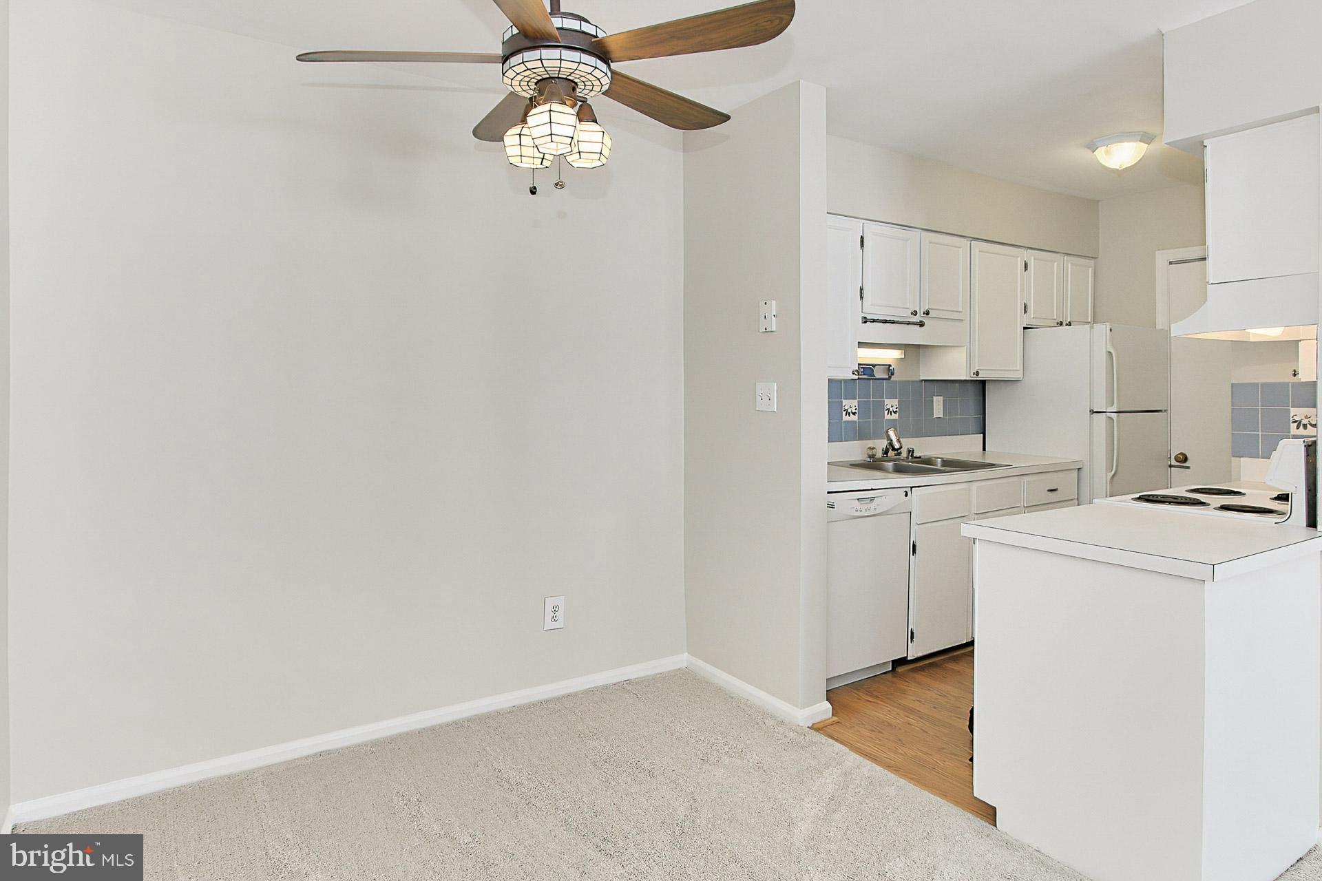 5905 F Kingsford Road, Unit 389 Springfield, VA 22152 - Photo 20 of 58 Dining room
