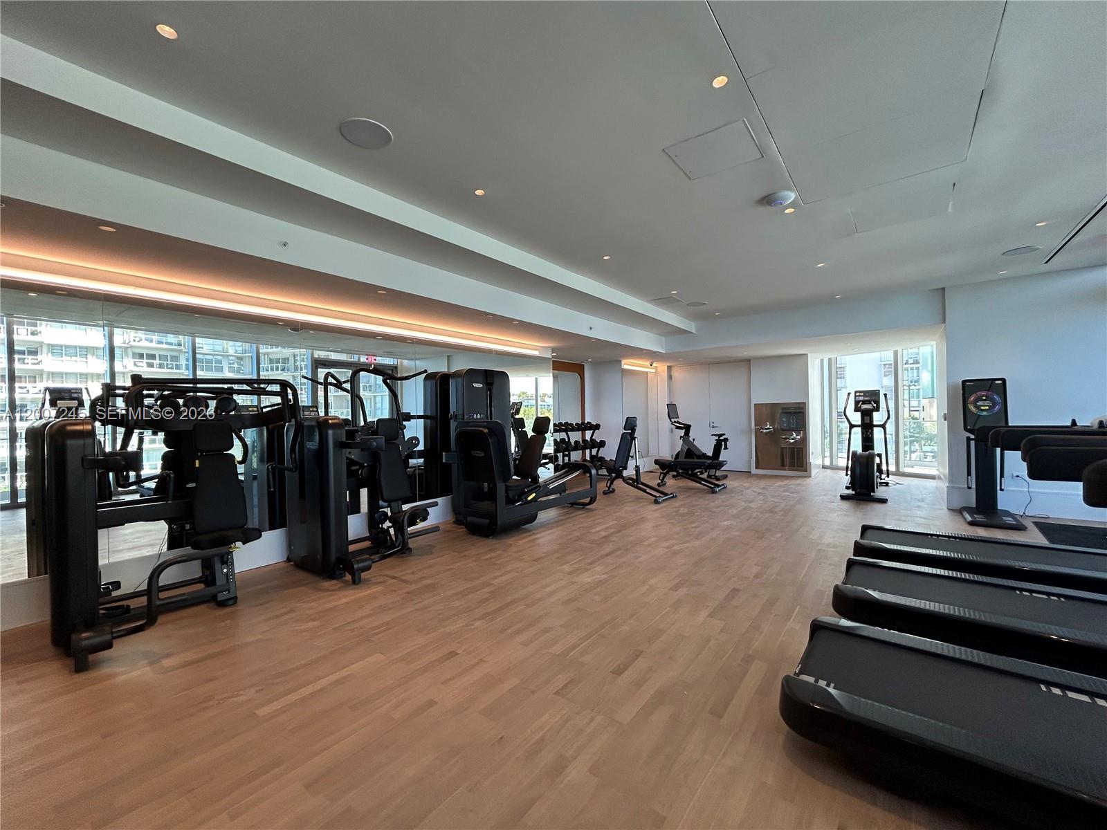 175 Southeast 25th Road, Unit 1204 Miami, FL 33129 - Photo 20 of 39 Gallery Image 20