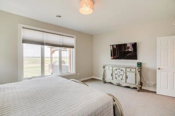 $530,000 | 5419 43rd Street South, Fargo, ND 58104