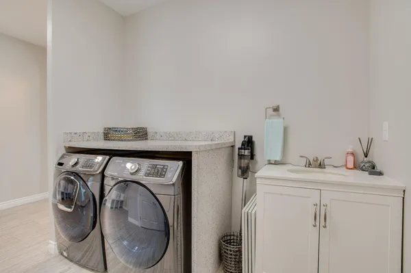 $530,000 | 5419 43rd Street South, Fargo, ND 58104