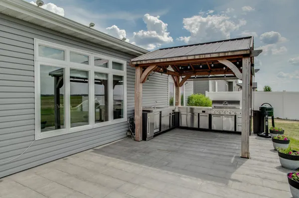 $530,000 | 5419 43rd Street South, Fargo, ND 58104