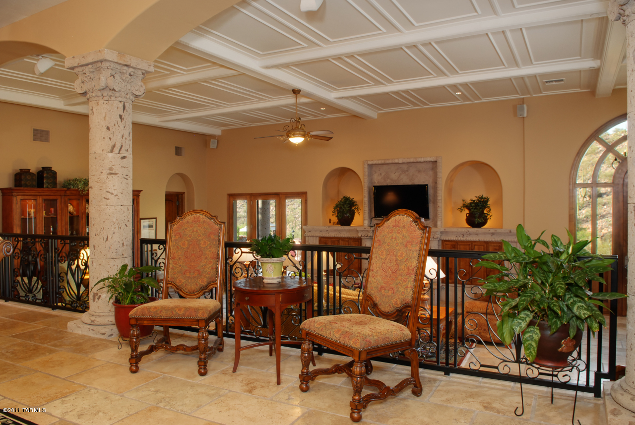 2188 East Buck Ridge Place Oro Valley, AZ 85737 - Photo 11 of 22 a living room filled with furniture