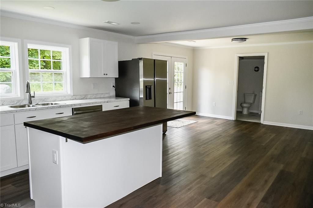 294 Pipers Gap Road Mount Airy, NC 27030 - Photo 12 of 24 Gallery Image 12