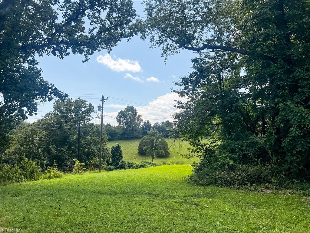 294 Pipers Gap Road Mount Airy, NC 27030 - Photo 6 of 24 Gallery Image 6