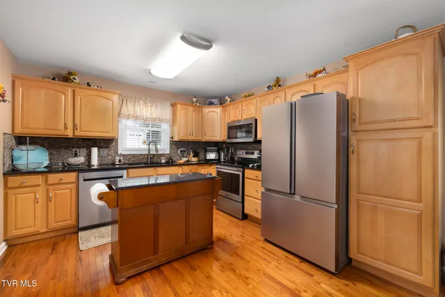 $390,000 | 101 Yarrow Drive, Bluff City, TN 37618