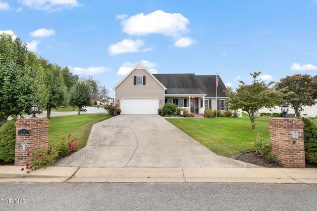 $390,000 | 101 Yarrow Drive, Bluff City, TN 37618